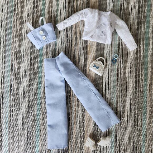 1/6 fashion doll outfit complete with shoes and accessories - Picture 1 of 7
